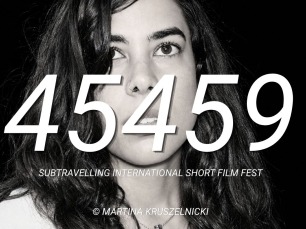 Frame del cortometraje 45459, con el título del festival RODA A TMB 2026 y el nombre de la autora, Martina Kruszelnicki.